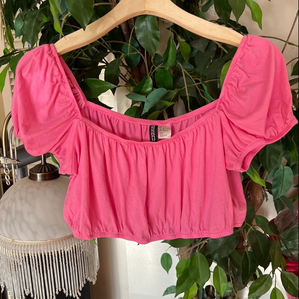 H&M Pink Puff Sleeve Crop Top